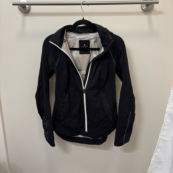 Athleta Rain Runner Jacket - Picture 7 of 15